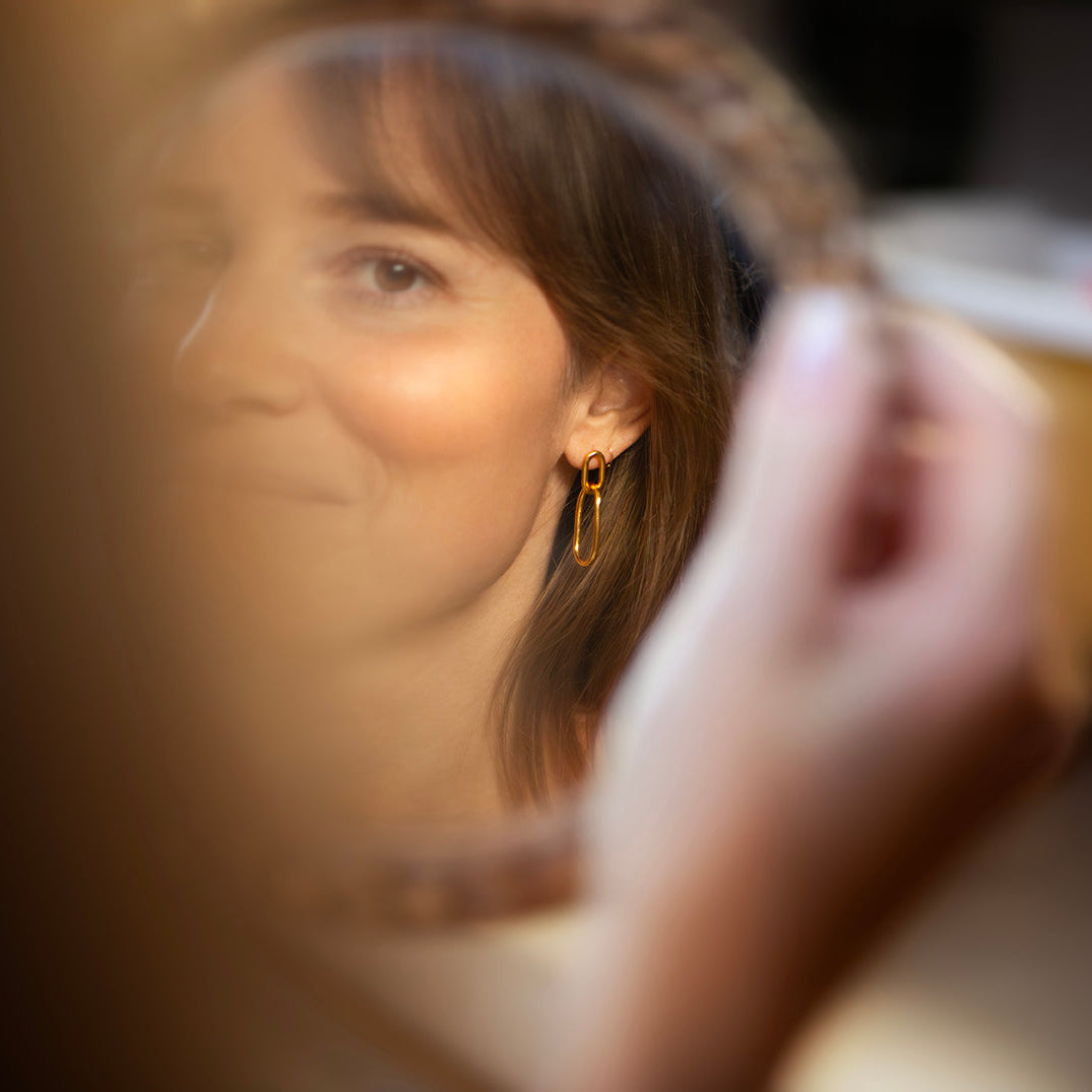 Boucles d'oreilles sur le fil par Capucine Arnoux face