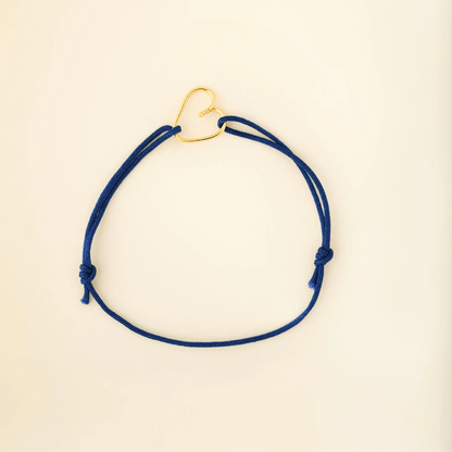 Bracelet Coup de cœur cordon bleu profond et cœur plaqué or recyclé 18 carats, fait main par Capucine Arnoux