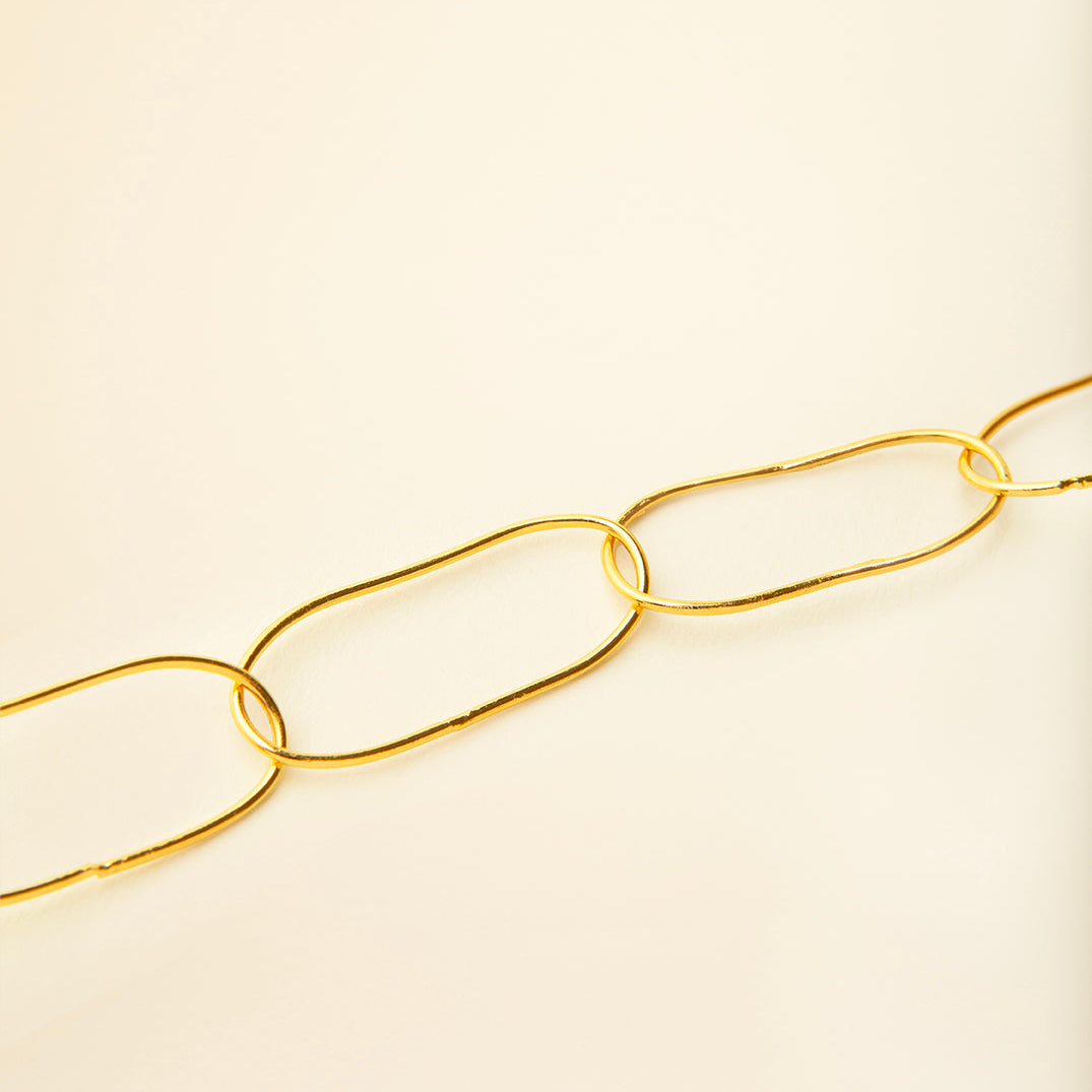 collier sur le fil personnalisation de bijoux uniques capucine arnoux laiton plaqué or